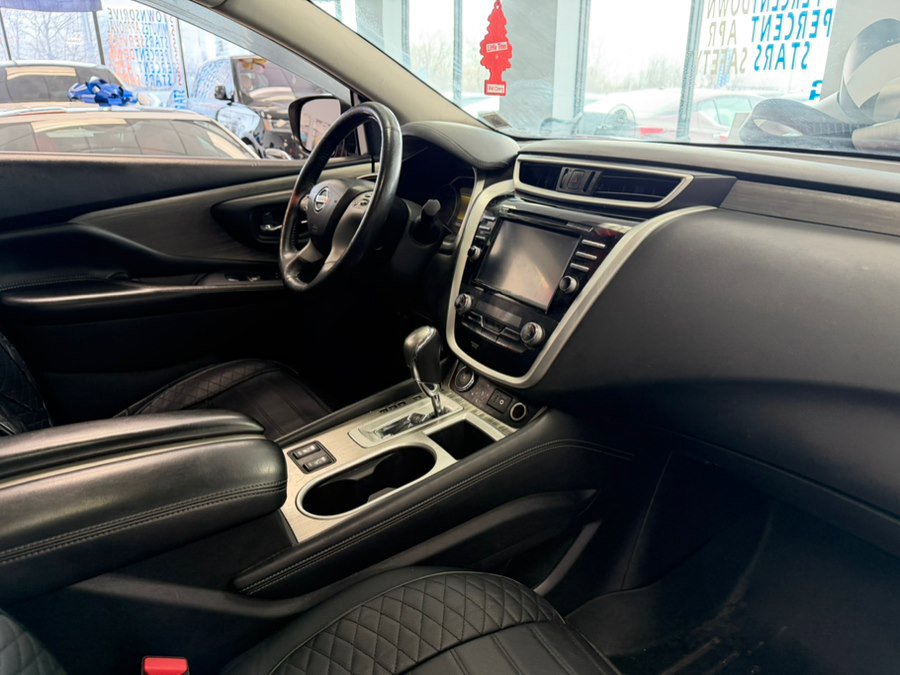 Used 2018 Nissan Murano SV image 36