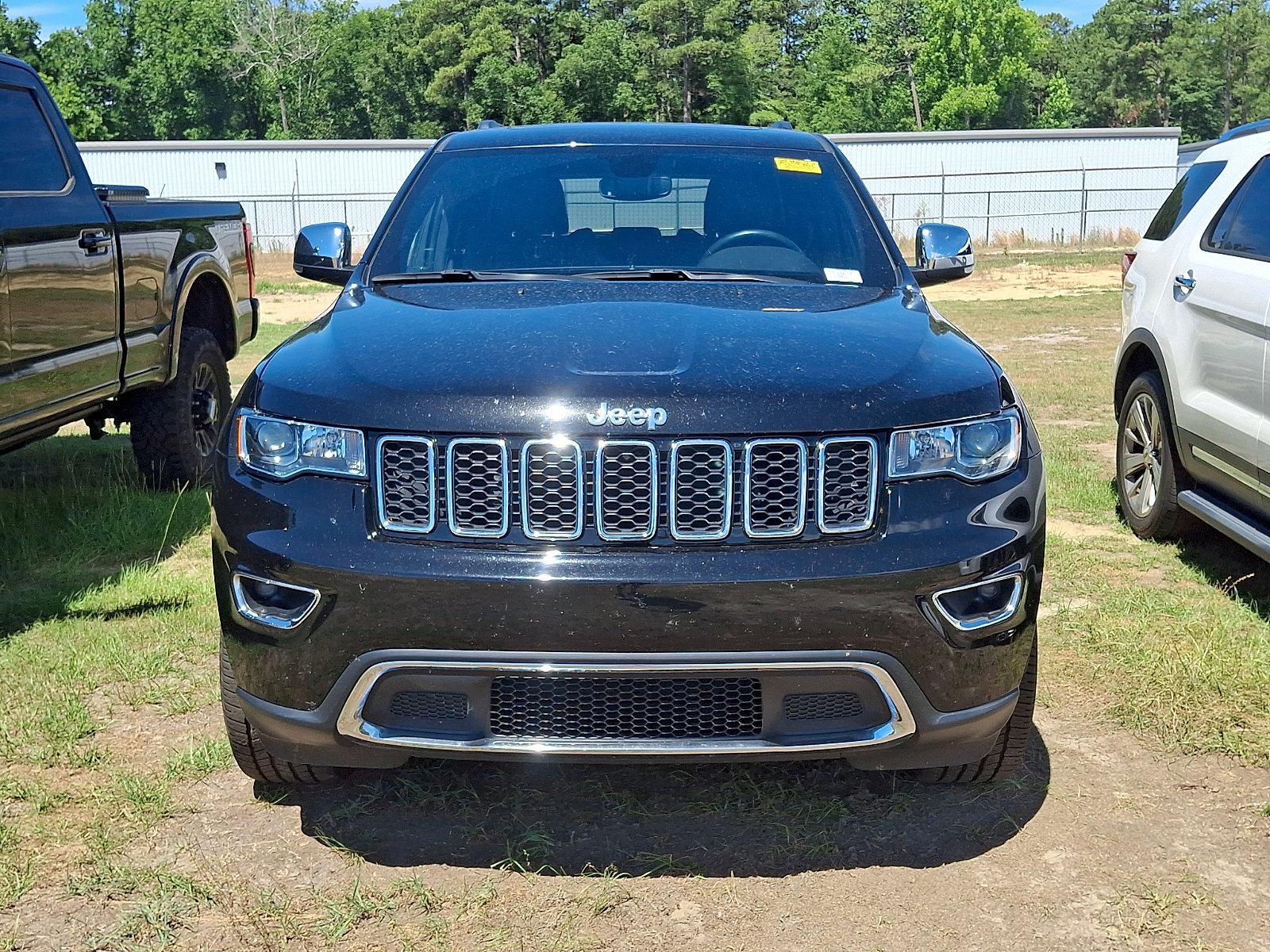 Used 2021 Jeep Grand Cherokee Limited w/ Trailer Tow Group IV AWD/4WD image 2