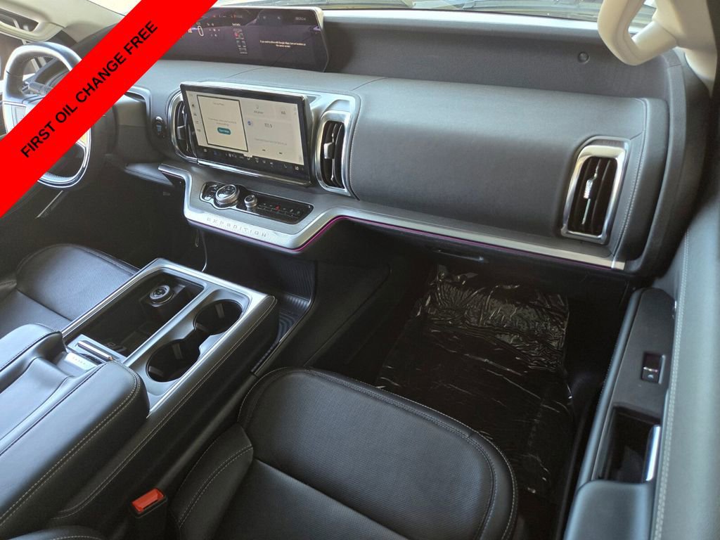 Used 2025 Ford Expedition Max Platinum image 25