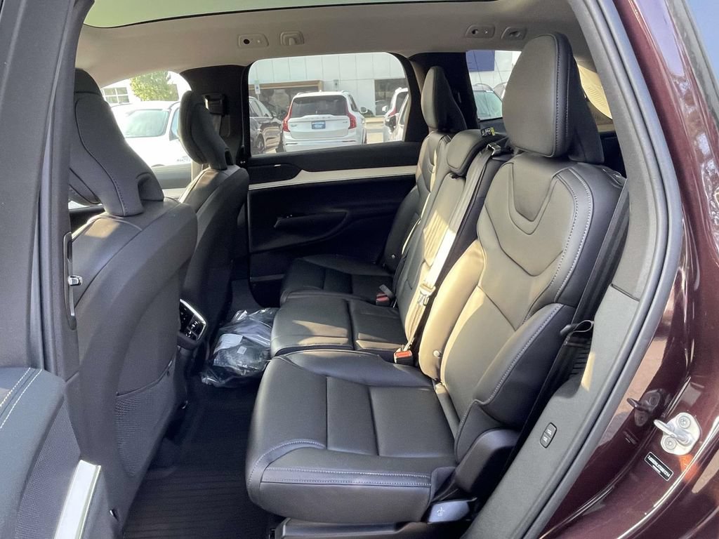 New 2026 Volvo EX90 Ultra AWD/4WD image 3