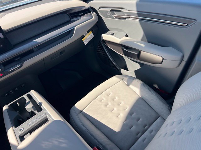 New 2026 Kia EV9 Wind AWD/4WD image 15