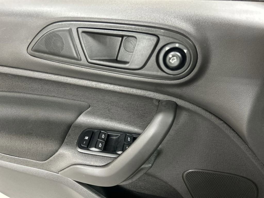 Used 2019 Ford Fiesta SE FWD image 11