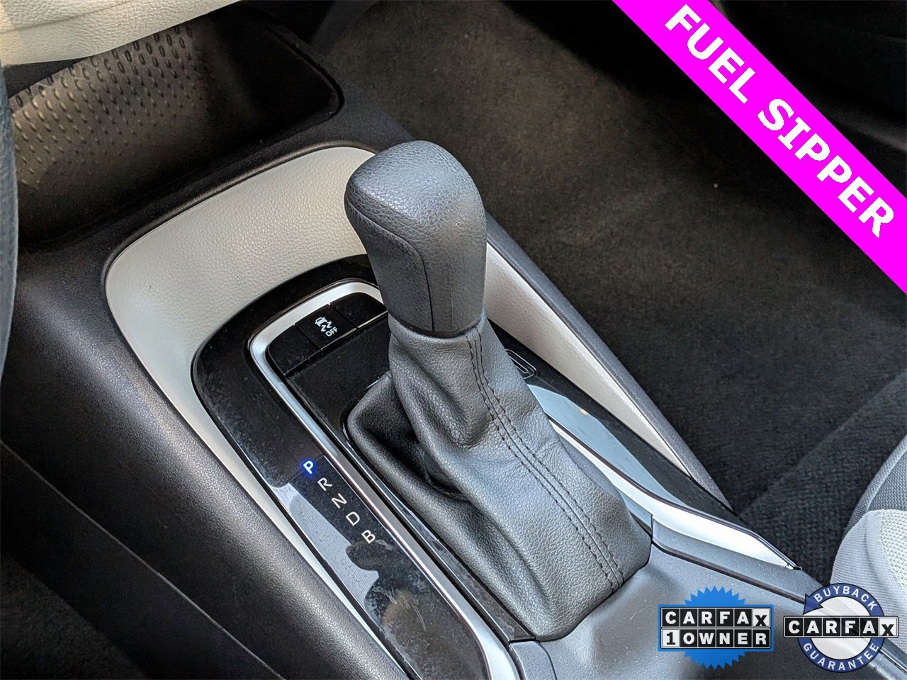 Used 2025 Toyota Corolla LE image 14