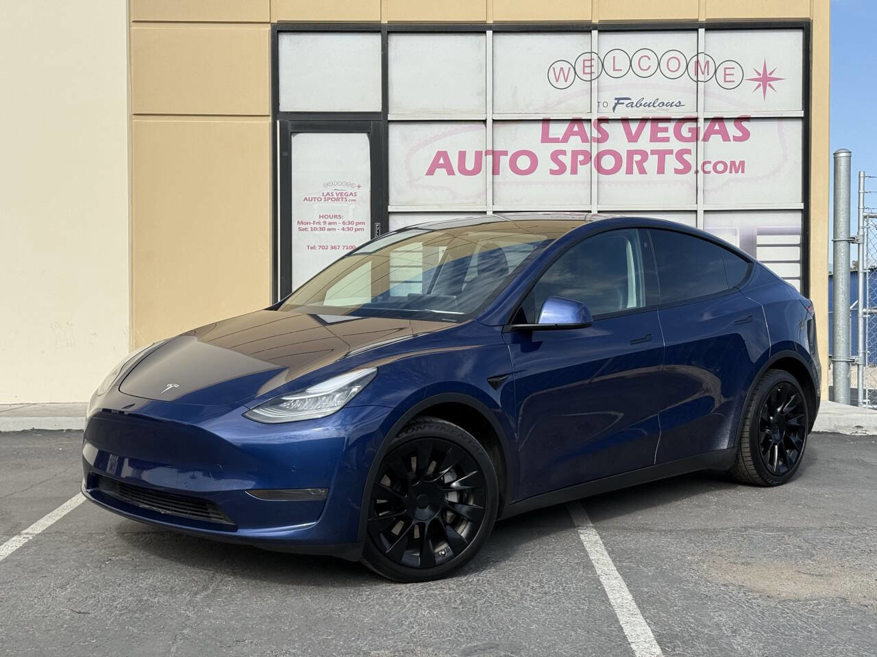 Used 2020 Tesla Model Y Long Range image 4