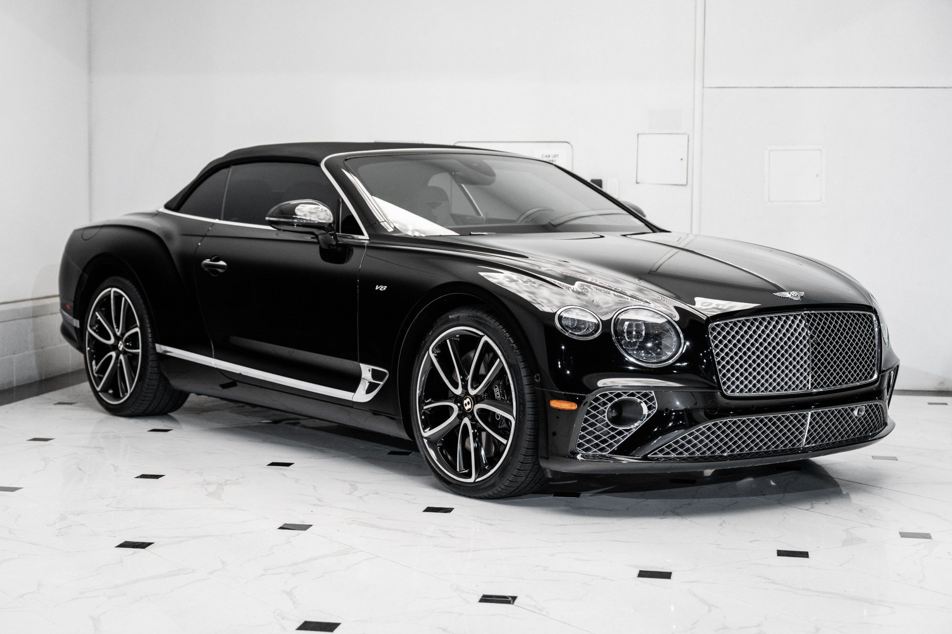 Certified 2020 Bentley Continental GT V8 AWD/4WD image 12
