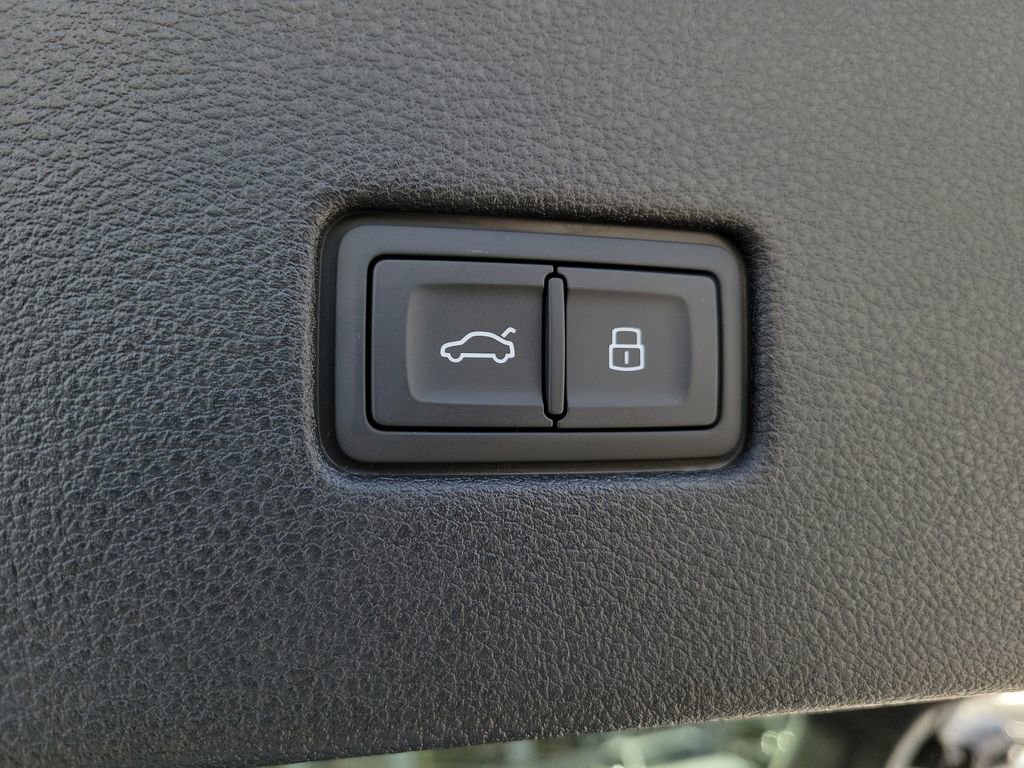 New 2026 Audi RS Q8 performance image 30