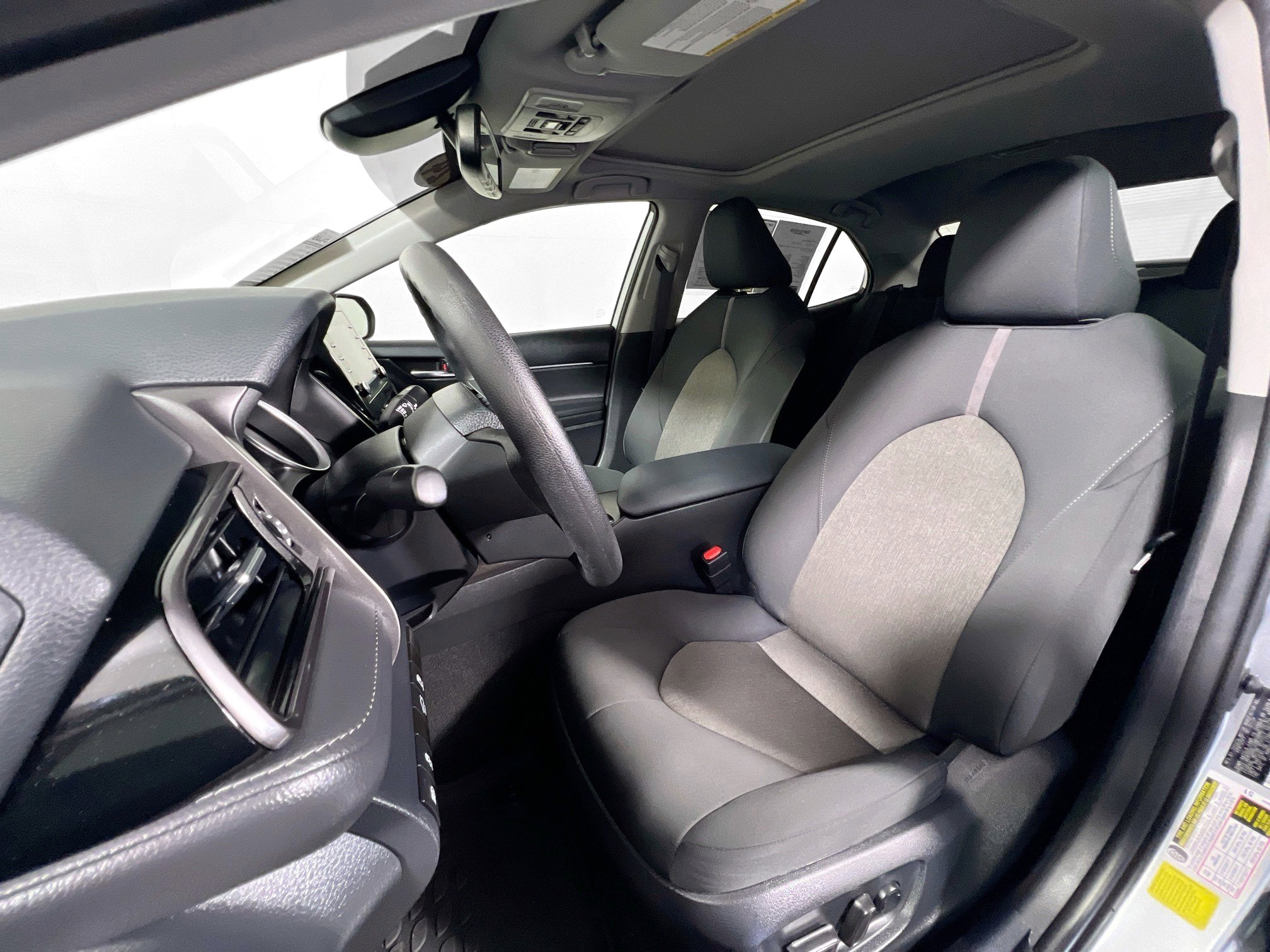 Used 2024 Toyota Camry LE image 14