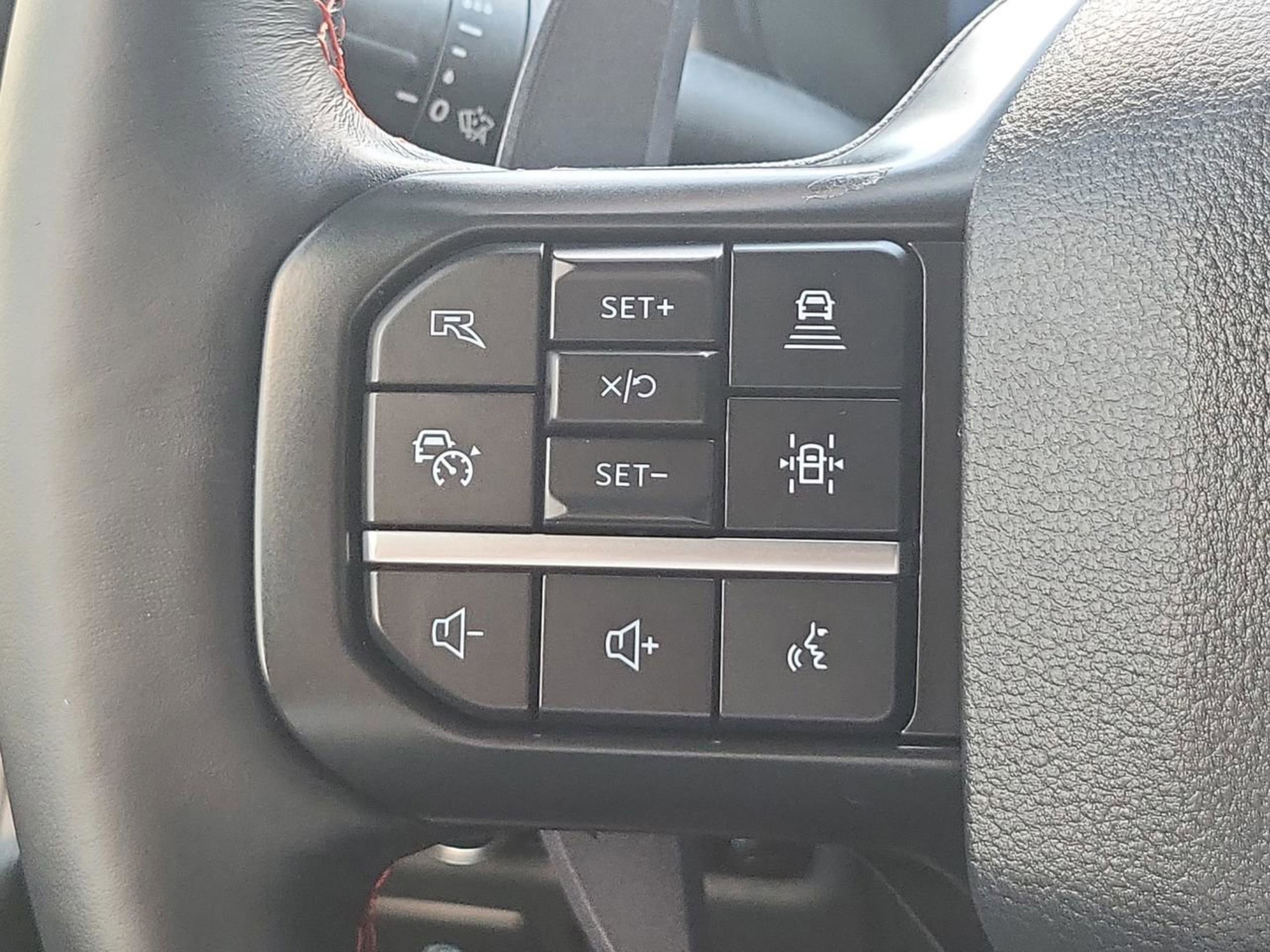 Used 2025 Ford F150 Raptor image 29