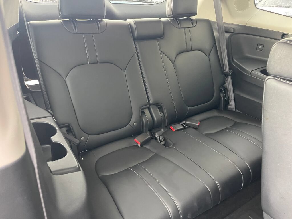 Used 2024 Honda Pilot Elite image 32