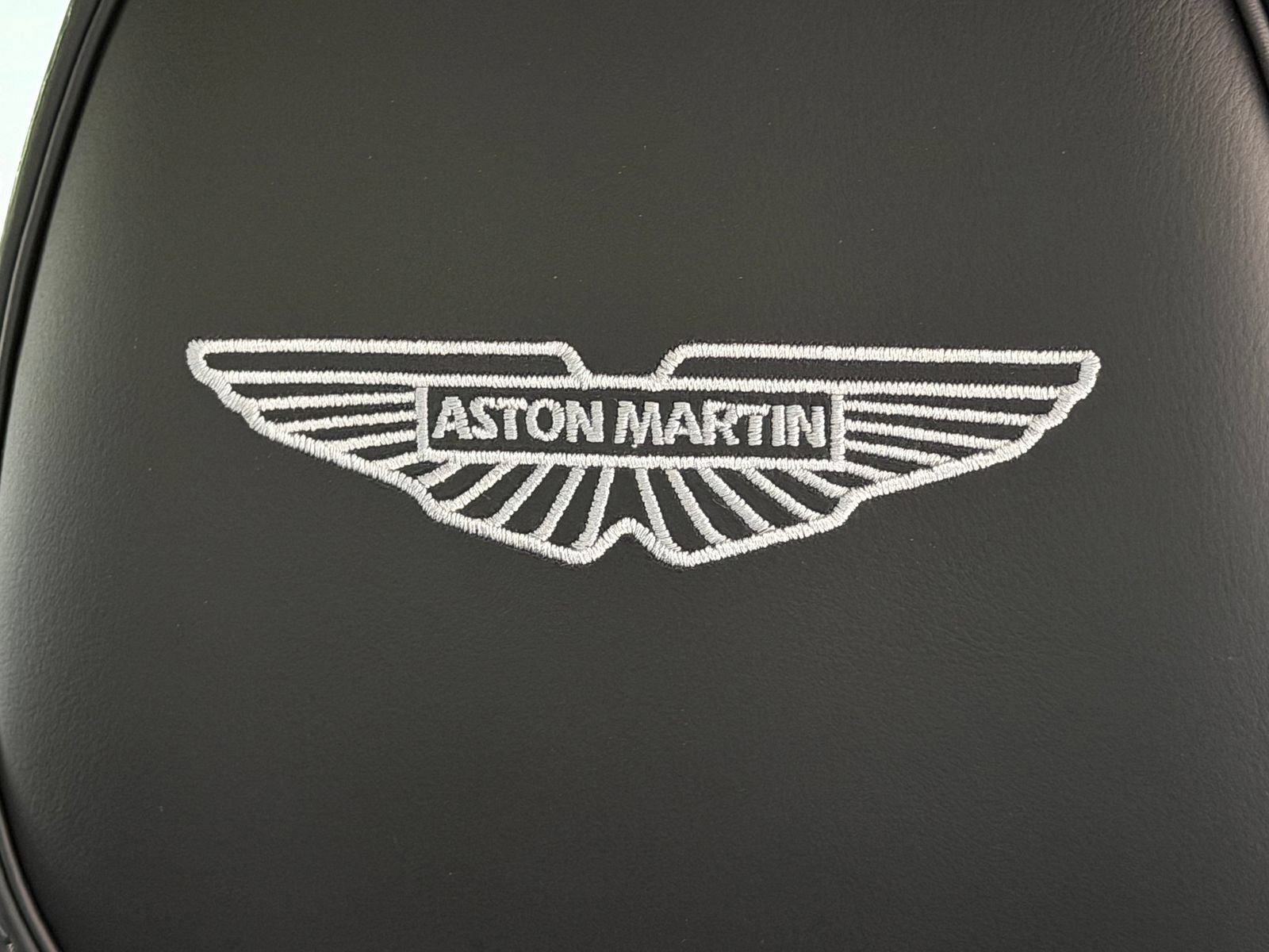 New 2026 Aston Martin V8 Vantage S RWD image 5