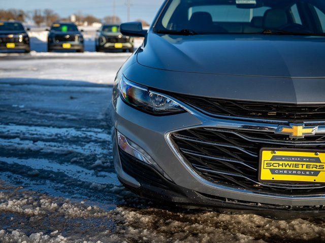 Used 2024 Chevrolet Malibu LT image 11