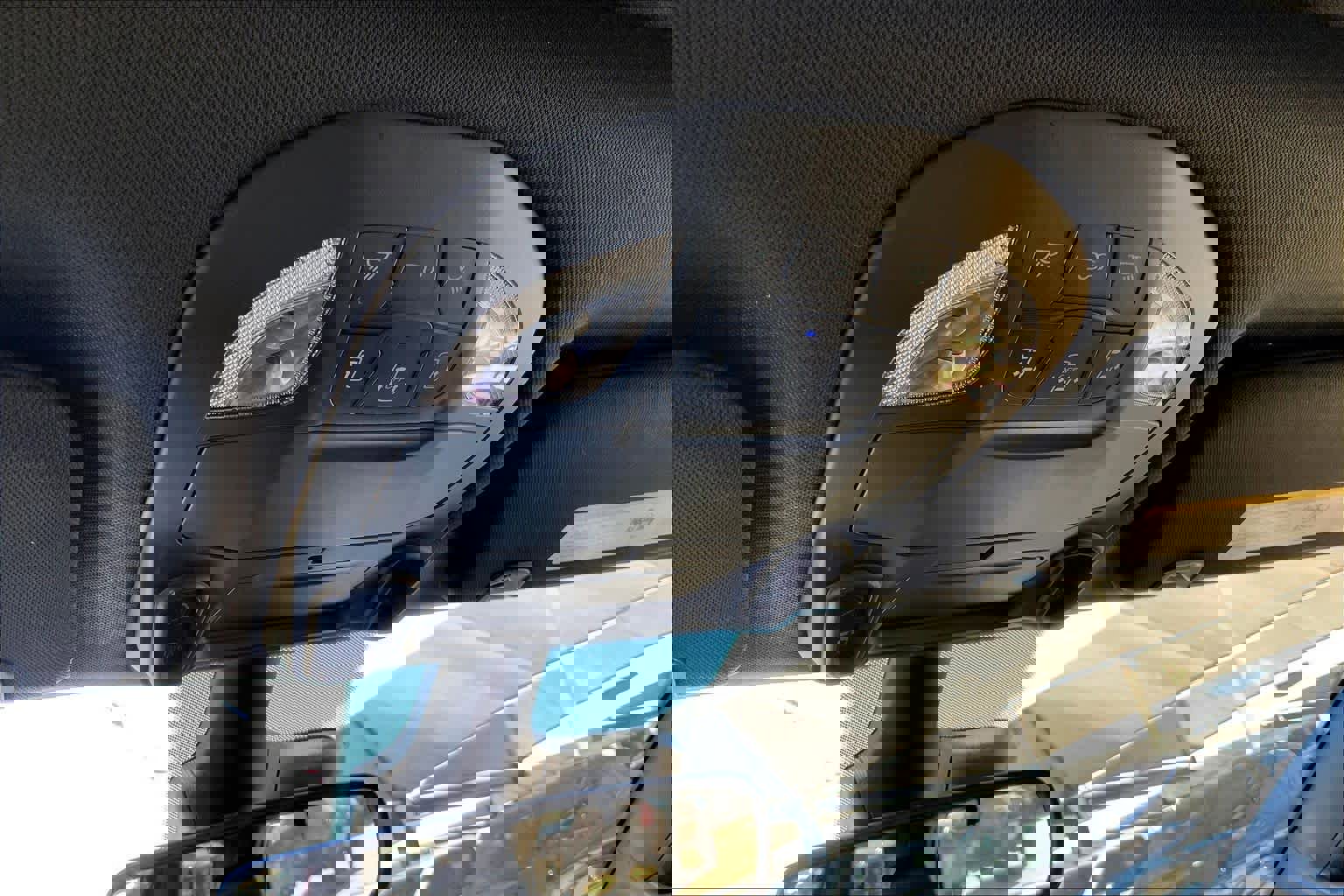 Used 2025 Chrysler Pacifica Limited image 29