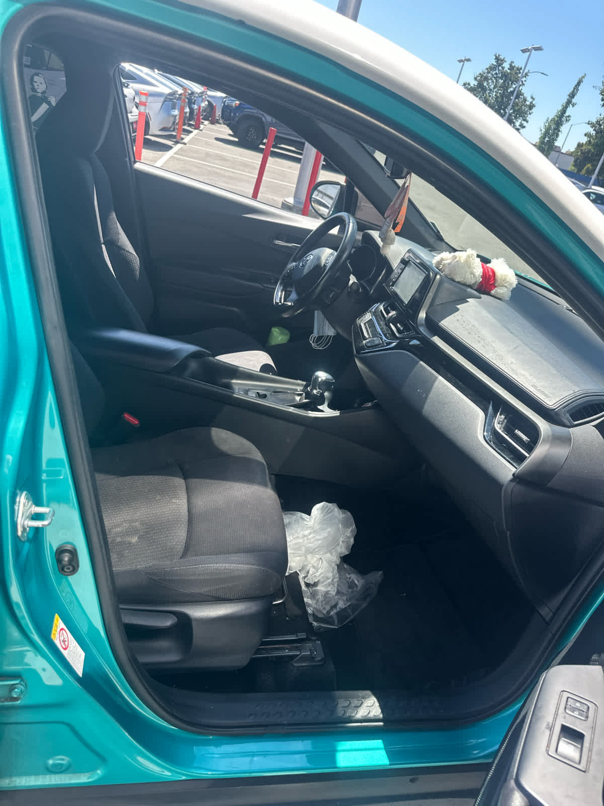 Used 2018 Toyota C-HR XLE FWD image 12