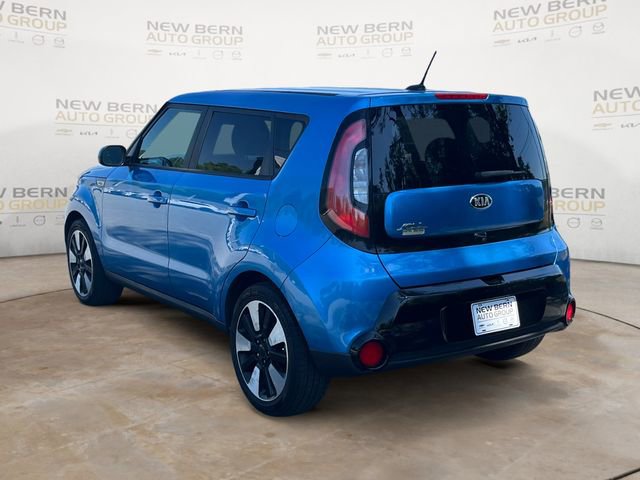 Used 2016 Kia Soul + w/ Designer's Package FWD image 3