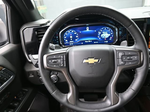 Used 2023 Chevrolet Silverado 1500 High Country w/ Technology Package AWD/4WD image 8
