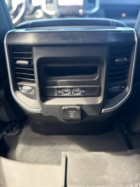 Used 2022 RAM 1500 Big Horn AWD/4WD image 18