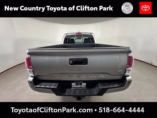 Used 2022 Toyota Tacoma TRD Off-Road w/ TRD Premium Off Road Package AWD/4WD image 6