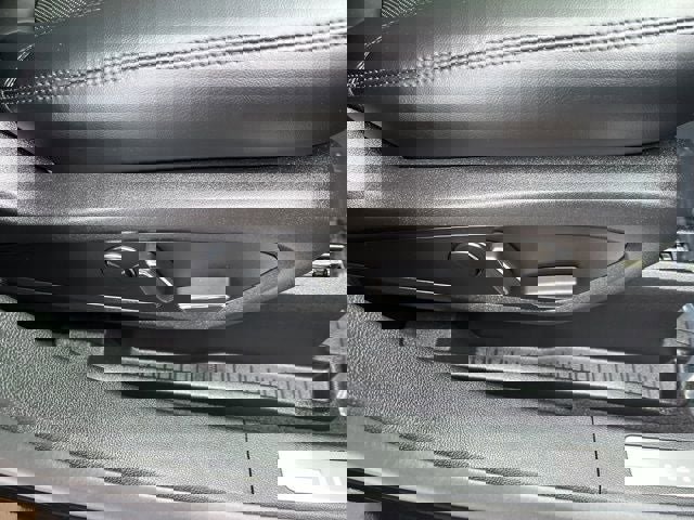 Used 2023 Lincoln Nautilus Reserve image 22