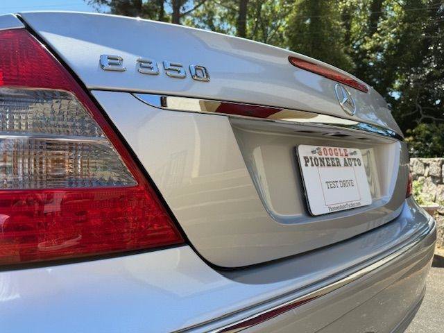 Used 2007 Mercedes-Benz E 350 Sedan image 12