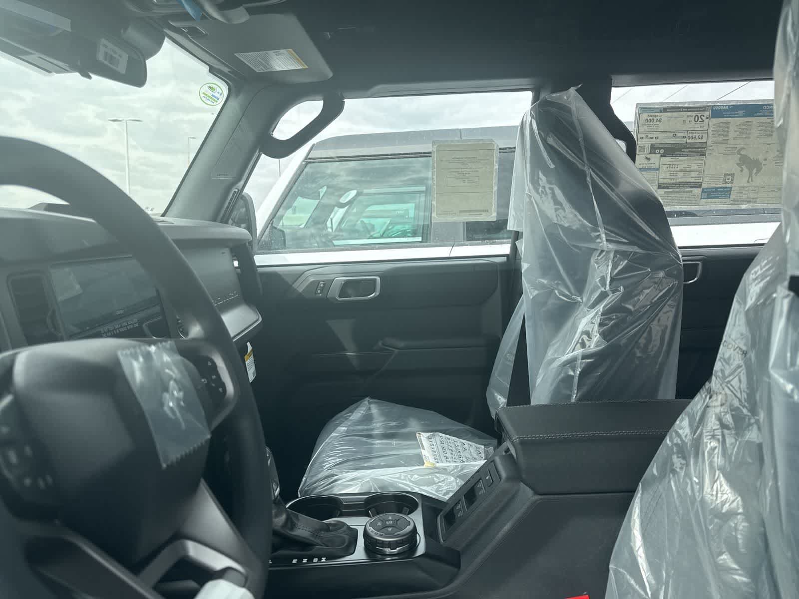 New 2026 Ford Bronco 4-Door AWD/4WD image 28