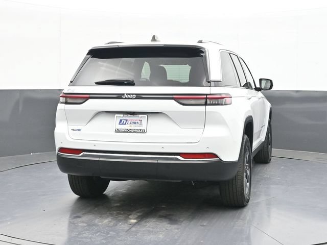 Used 2023 Jeep Grand Cherokee 4WD 4xe image 12