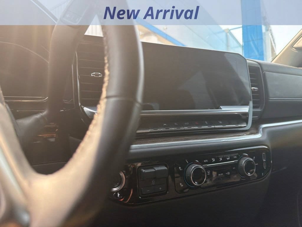 Certified 2025 Chevrolet Silverado 1500 LT AWD/4WD image 11