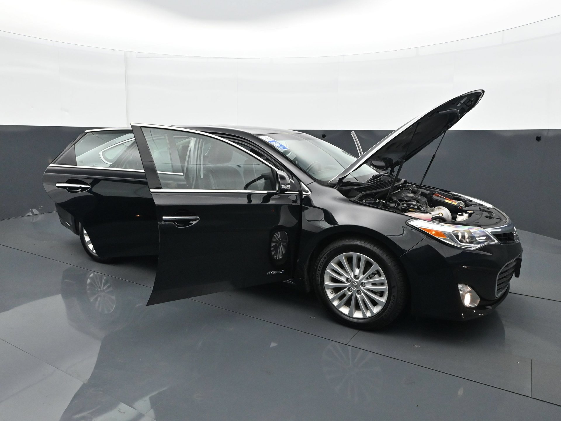 Used 2014 Toyota Avalon Limited FWD image 37