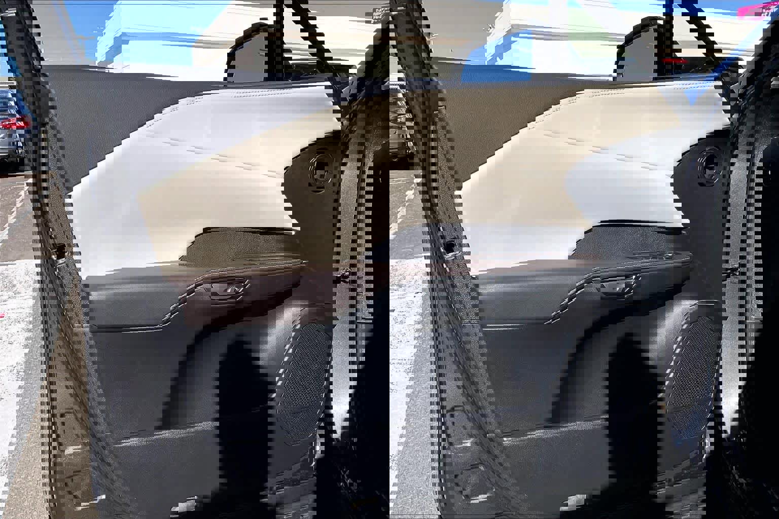 Used 2025 Lexus RX 350 Premium Plus image 18