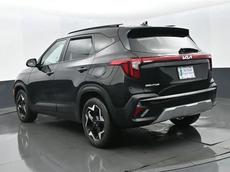 Used 2025 Kia Seltos S FWD image 9