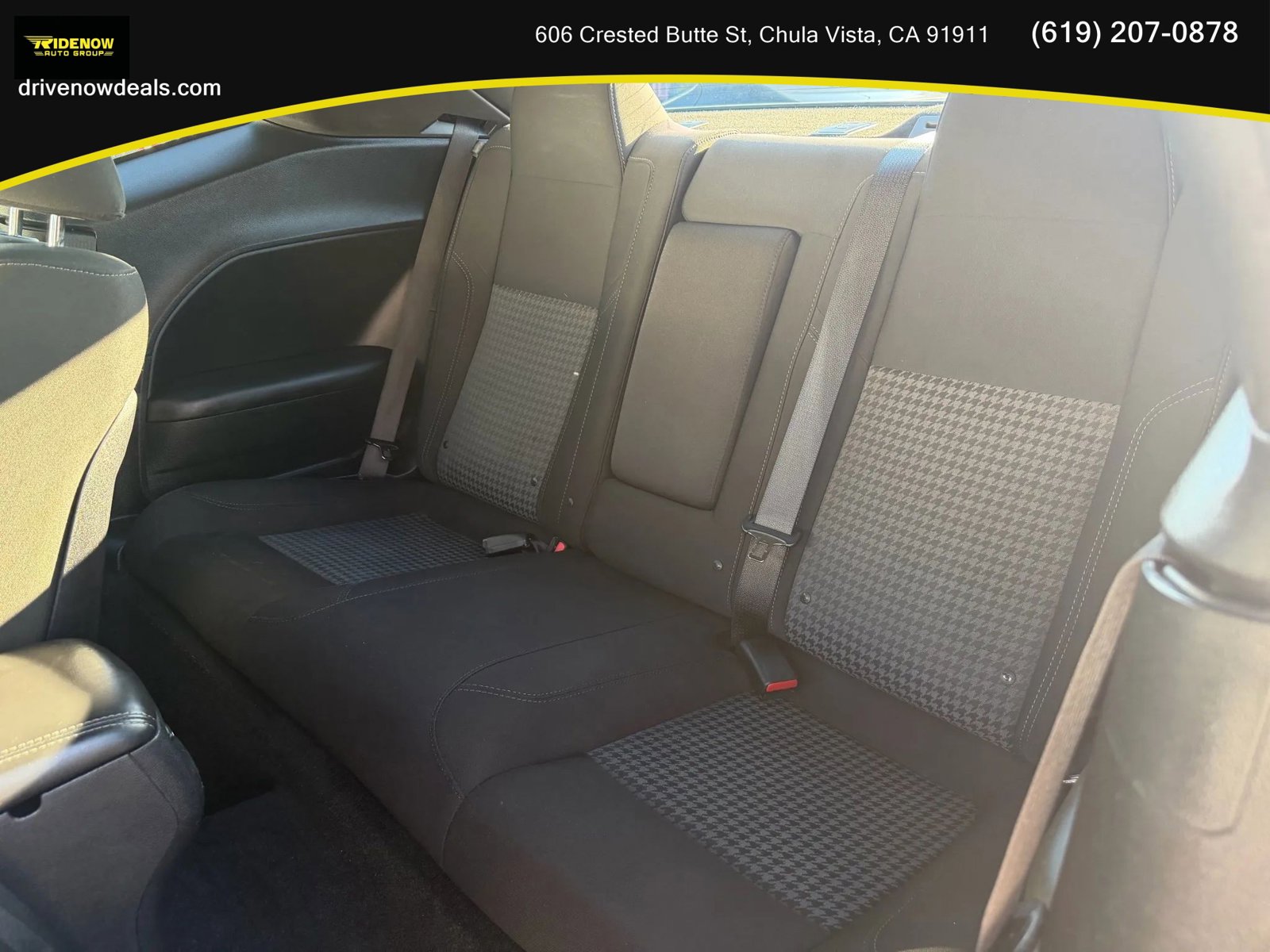 Used 2019 Dodge Challenger SXT image 16