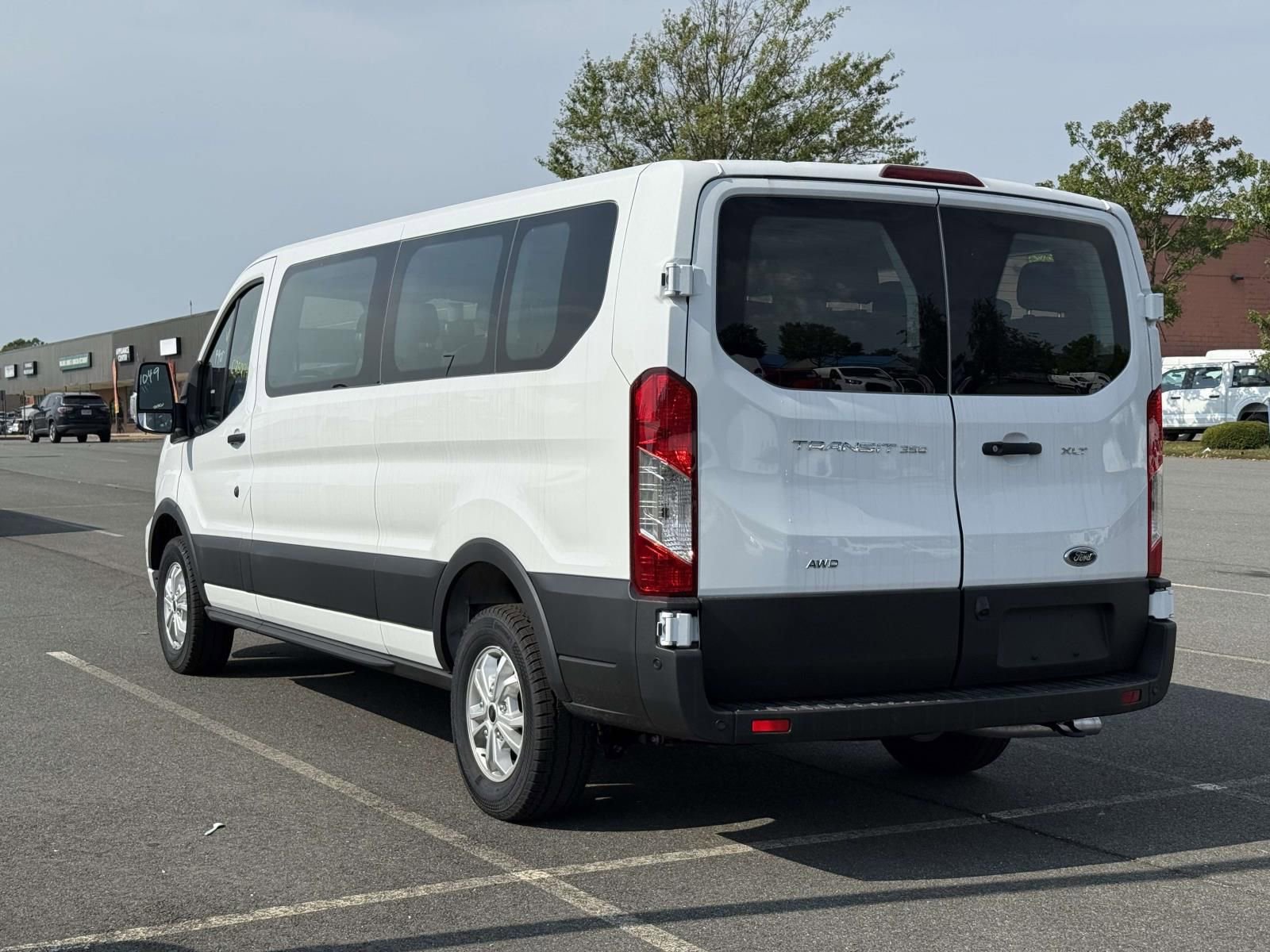 New 2025 Ford Transit 350 XLT RWD image 4