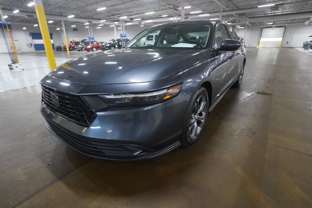 Certified 2023 Honda Accord EX image 12