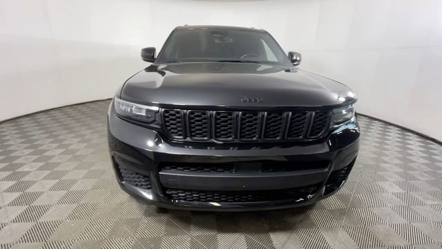 Used 2023 Jeep Grand Cherokee L Laredo AWD/4WD image 12