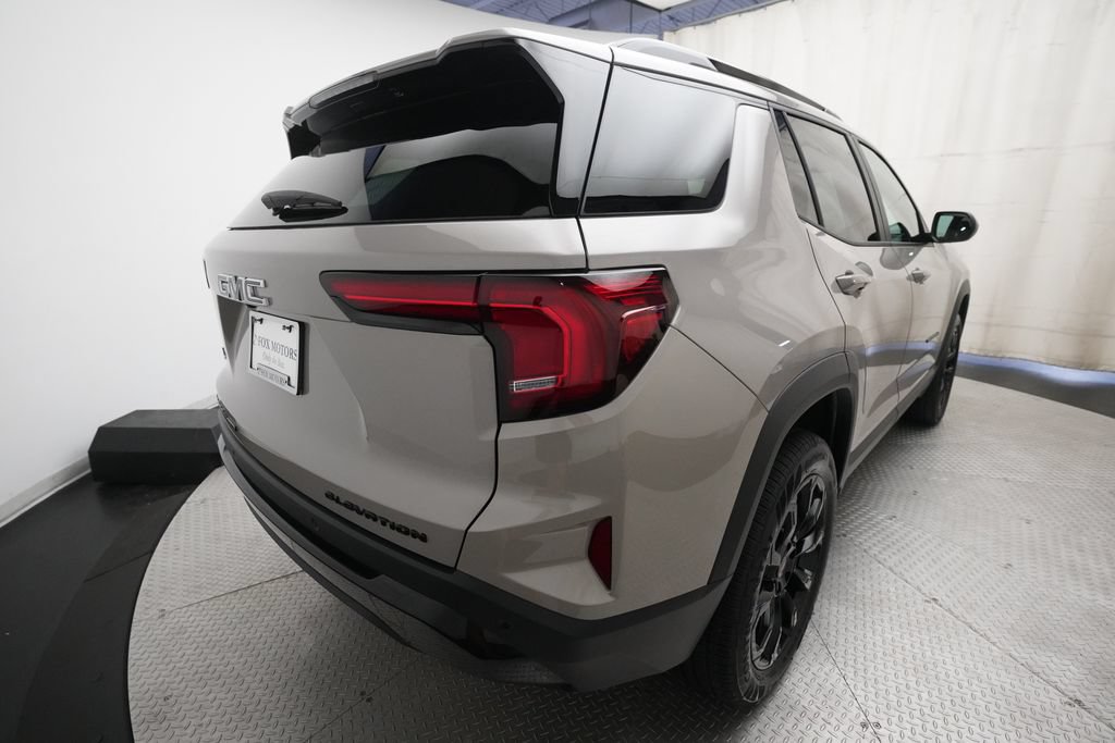 Used 2026 GMC Terrain Elevation w/ Elevation Premium Package AWD/4WD image 13