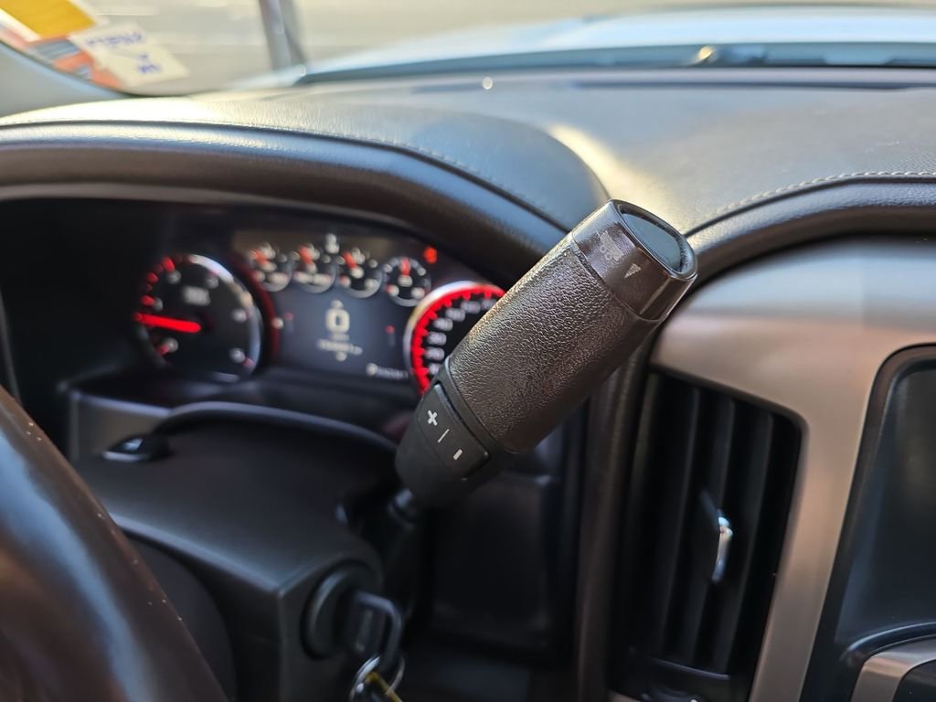 Used 2015 GMC Sierra 3500 Denali image 17