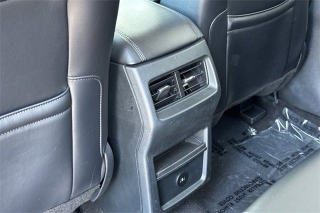 Used 2024 Ford Edge SEL image 14