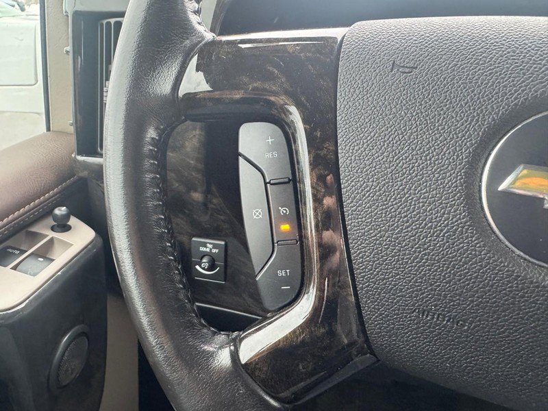 Used 2015 Chevrolet Express 2500 image 25