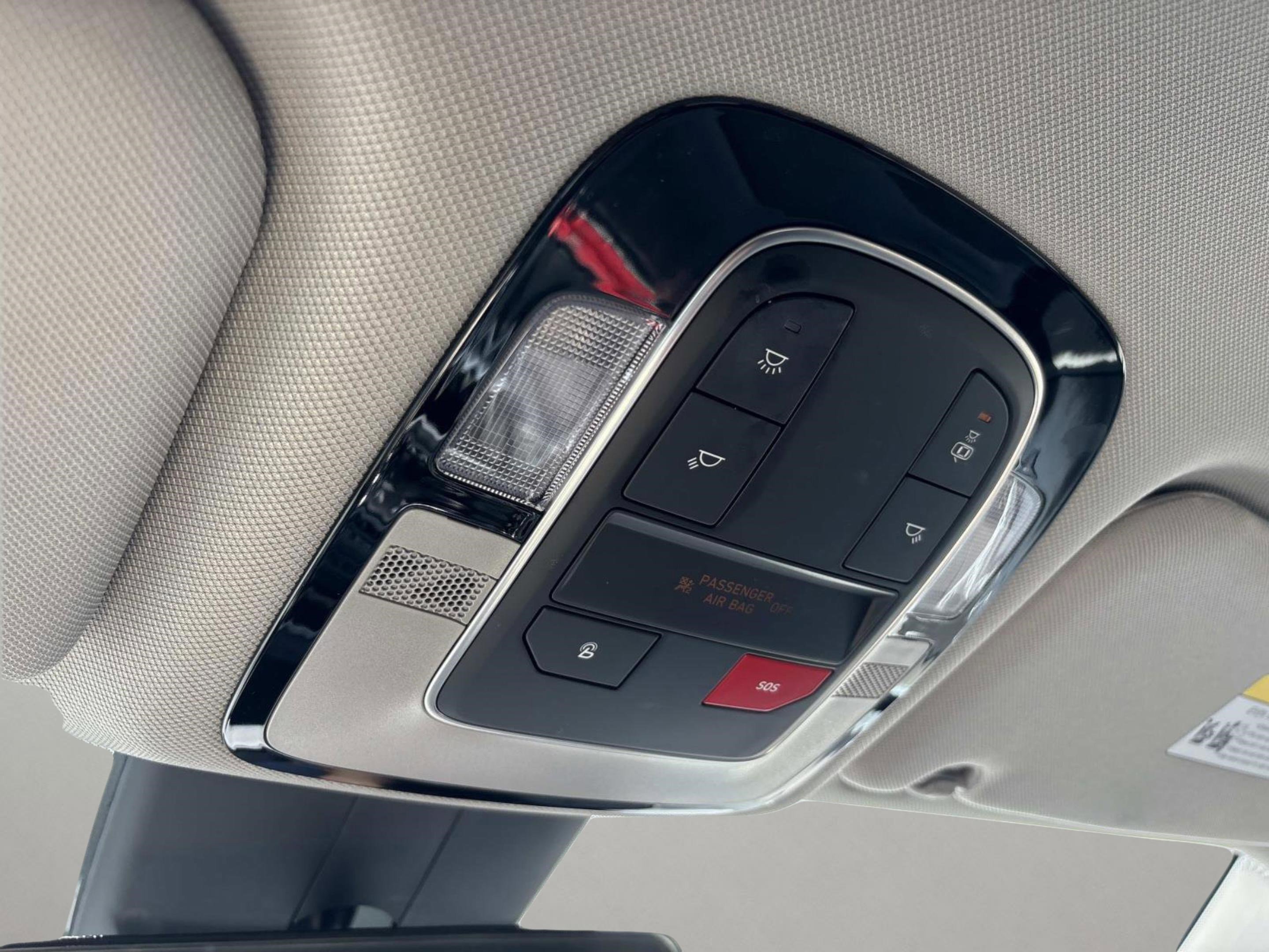 Used 2023 Hyundai Santa Fe SEL image 35