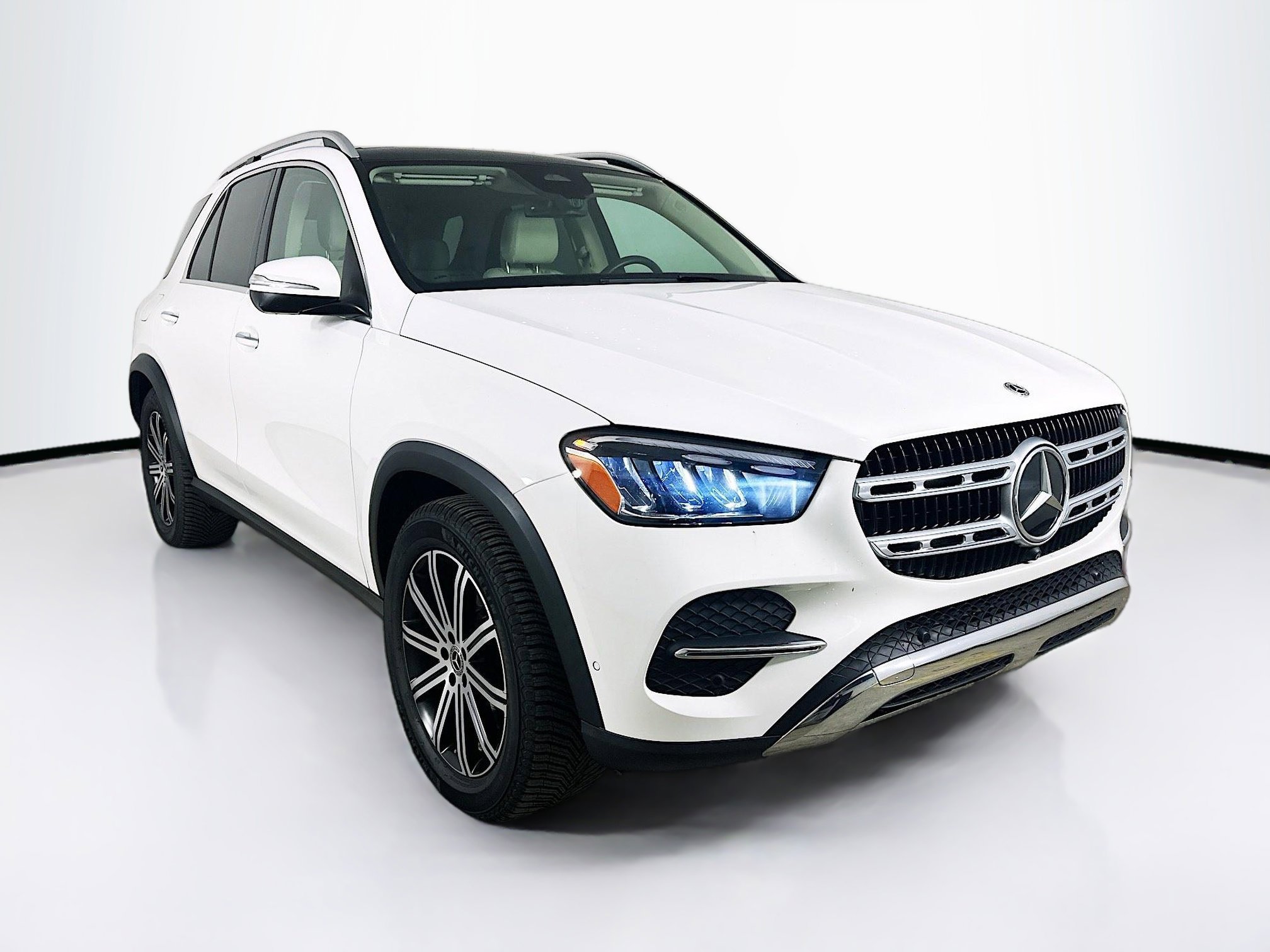 Certified 2024 Mercedes-Benz GLE 450 4MATIC image 3