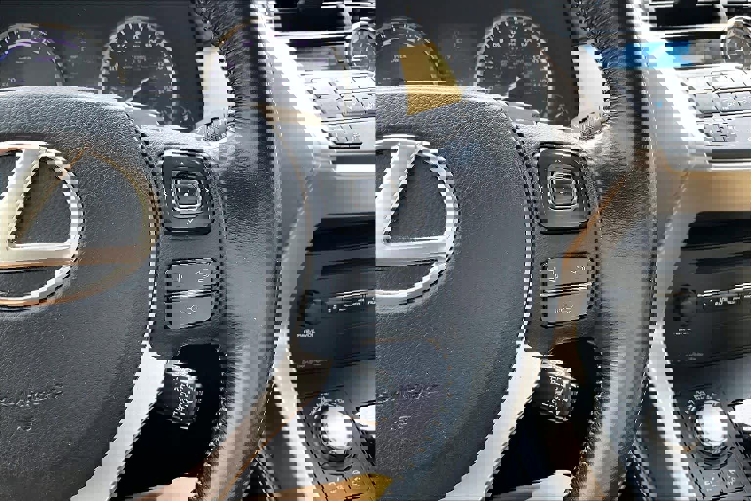 Used 2015 Lexus NX 300h FWD w/ Luxury Package image 25