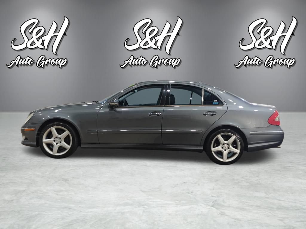Used 2009 Mercedes-Benz E 350 4MATIC Sedan image 12