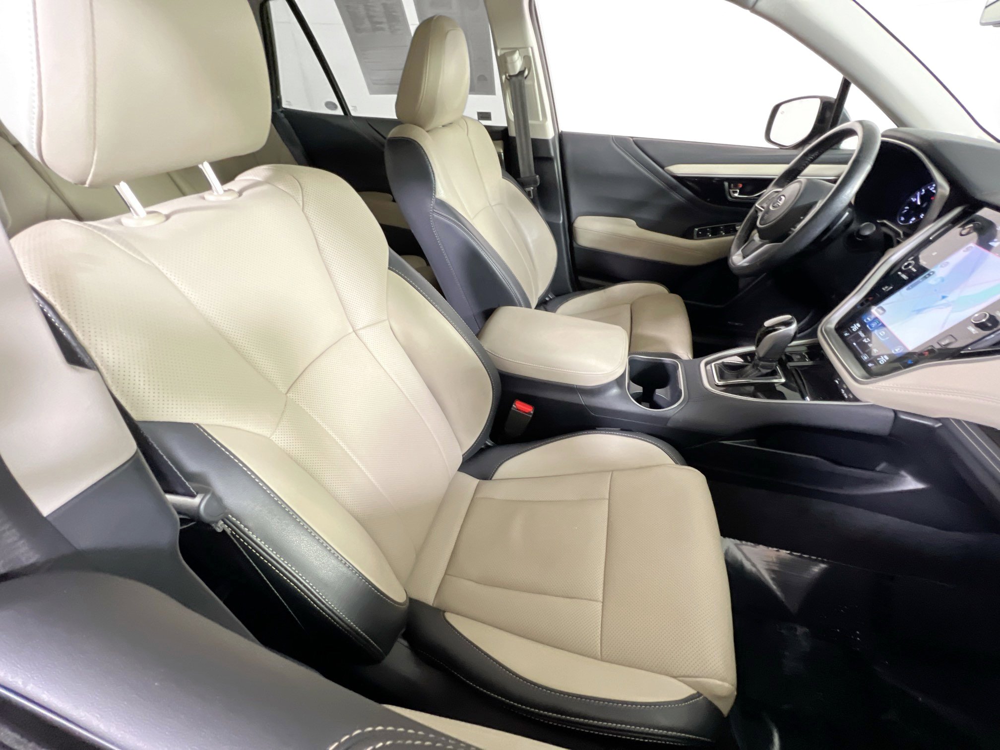 Used 2022 Subaru Outback Limited AWD/4WD image 28