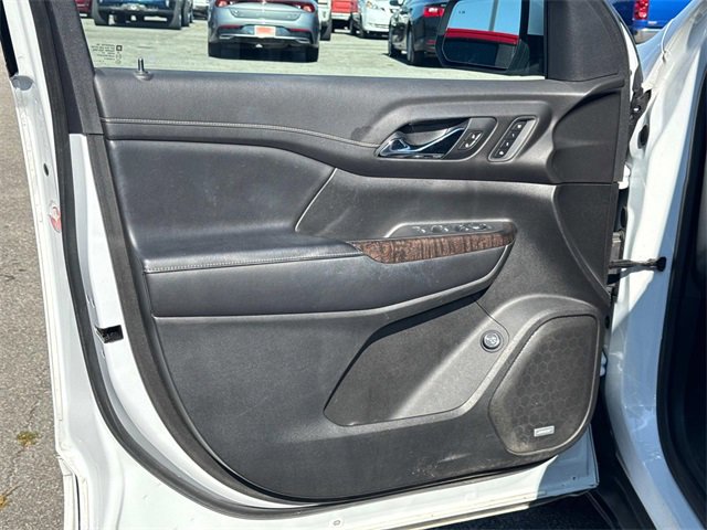 Used 2020 GMC Acadia Denali image 28