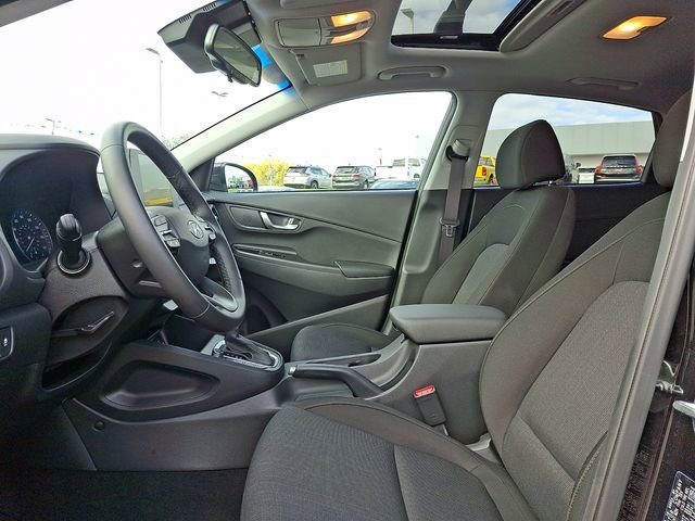 Used 2022 Hyundai Kona SEL w/ Convenience Package image 13
