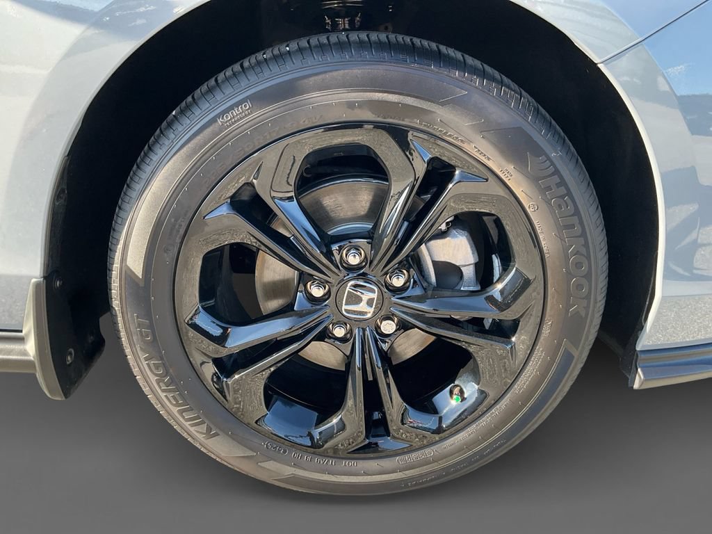 Used 2025 Honda Accord SE image 16