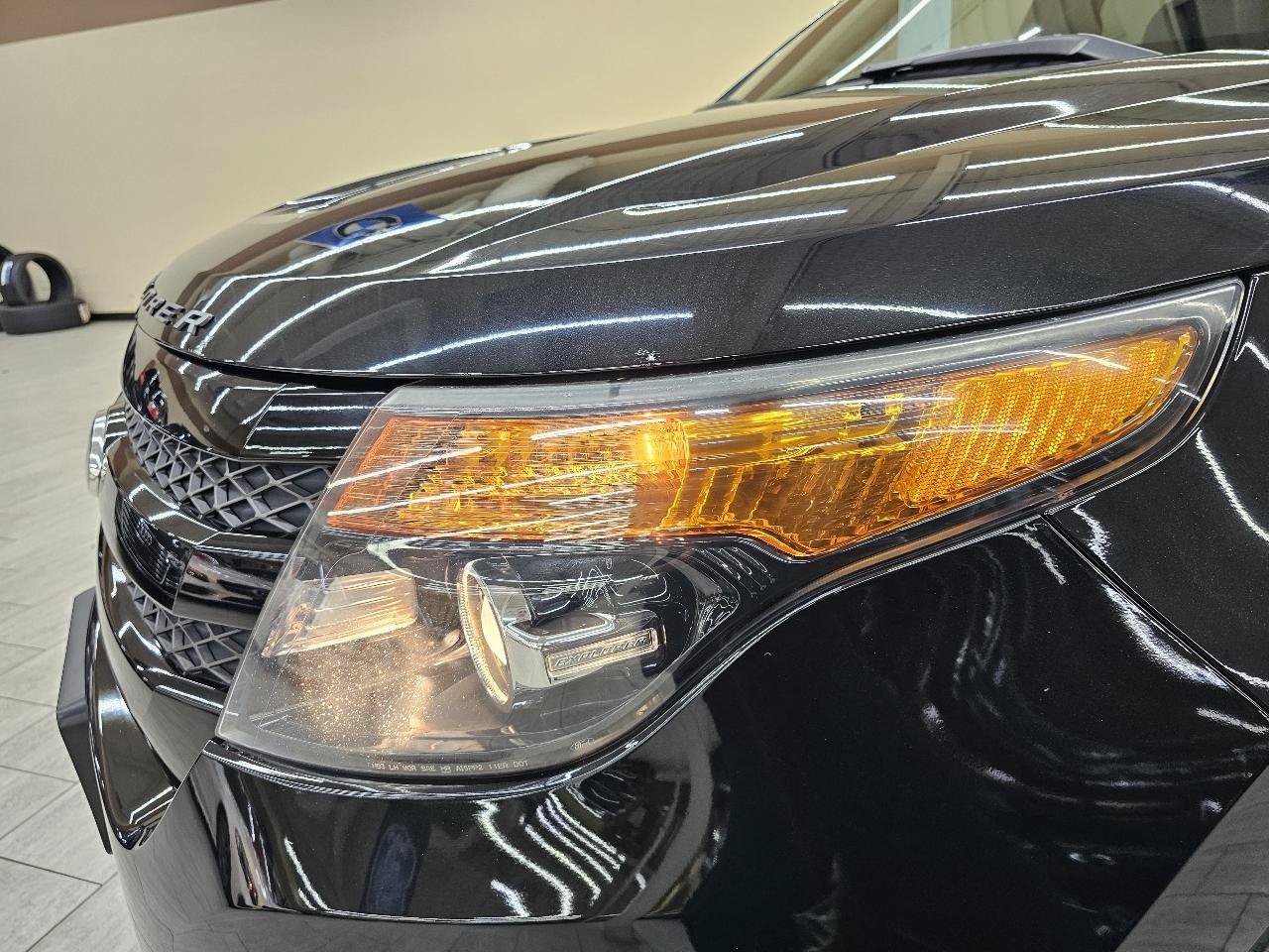Used 2015 Ford Explorer Sport w/ Equipment Group 401A AWD/4WD image 10