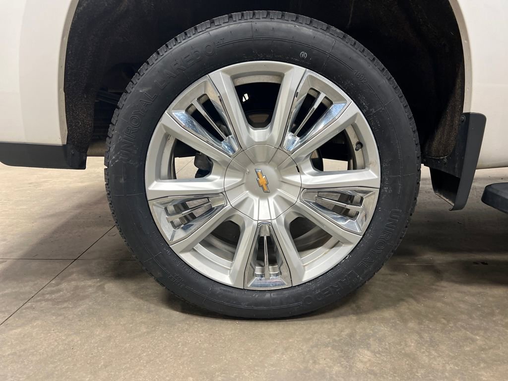 Certified 2023 Chevrolet Silverado 1500 High Country w/ Technology Package image 10