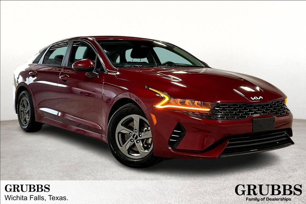 Used 2023 Kia K5 LXS image 1