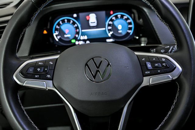 Certified 2024 Volkswagen Atlas Cross Sport SEL image 18