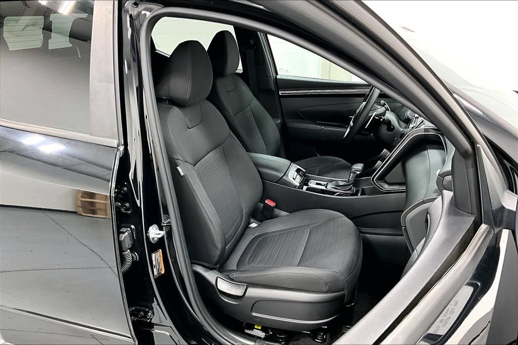 Certified 2023 Hyundai Santa Cruz Night AWD/4WD image 9
